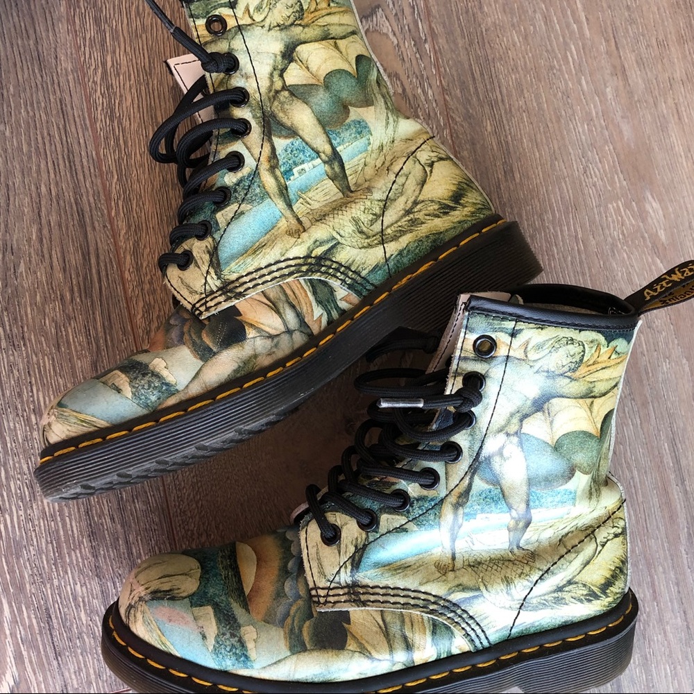 Dr Martens William Blake 1460 Pascal Boots